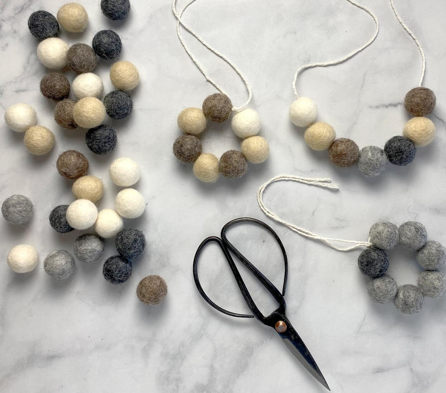 section.whatToSell.handicraft.title image 4 | Mimelis